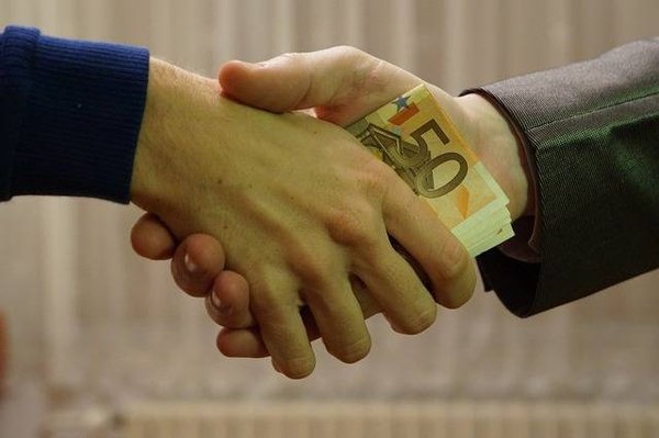 Comment traiter les annulations et les remboursements en toute transparence pour votre événement